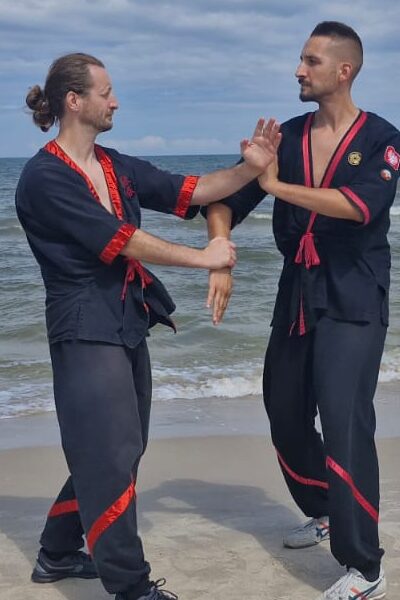 Instruktor prowadzący trening Wing Tsun